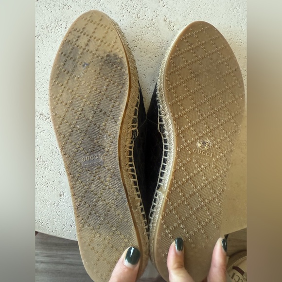 Authentic Gucci Black Leather Espadrilles for Women - Picture 2 of 11